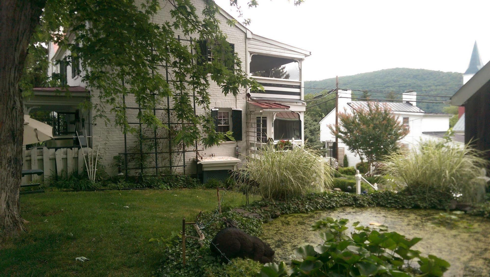 Lily Garden Bed And Breakfast Harpers Ferry Luaran gambar
